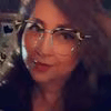 Camila R. - Compradora en la Web